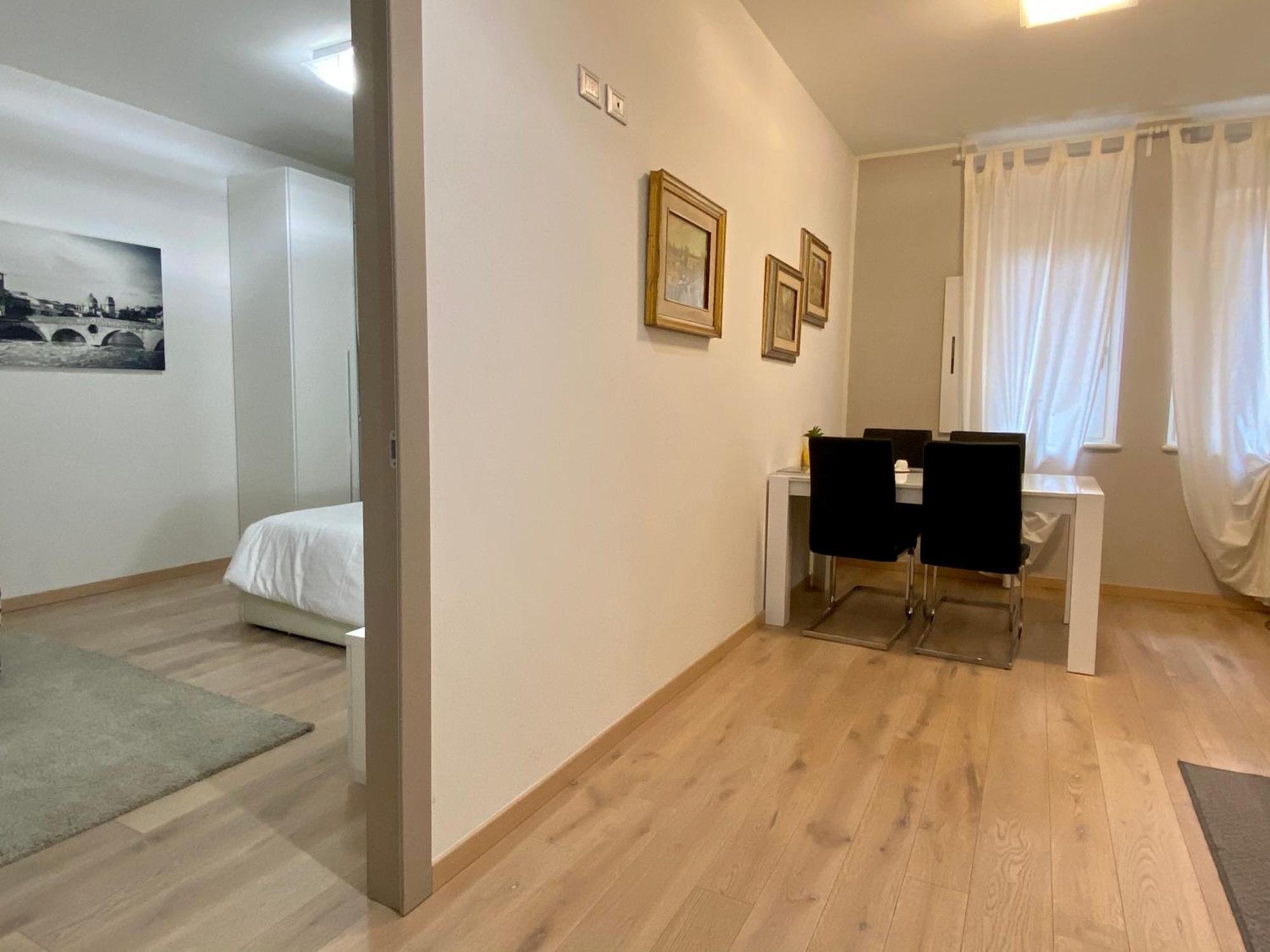 San Nicolo 3 Apartment Верона Стая снимка
